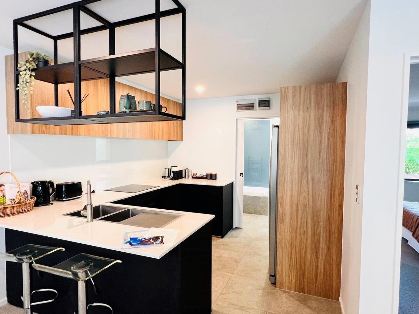 Chester St East - Christchurch Holiday Homes Ngoại thất bức ảnh